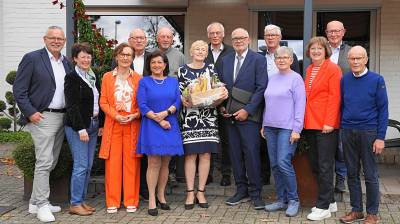 v. links: Dirk L�bbe, Barbara Willenbrink, Lydia Eilhoff, Hans Georg Niesel, Brigitte Kunze, Josef M�ller, Silvia Boye, Hans Hoymann, Rainer Hajek, Reinhard Lahrmann, Waltraud Boving, Christa Lamping, Gisbert D�dtmann, Franz-Josef Schumacher.